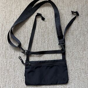 lululemon athletica black yoga mat holder